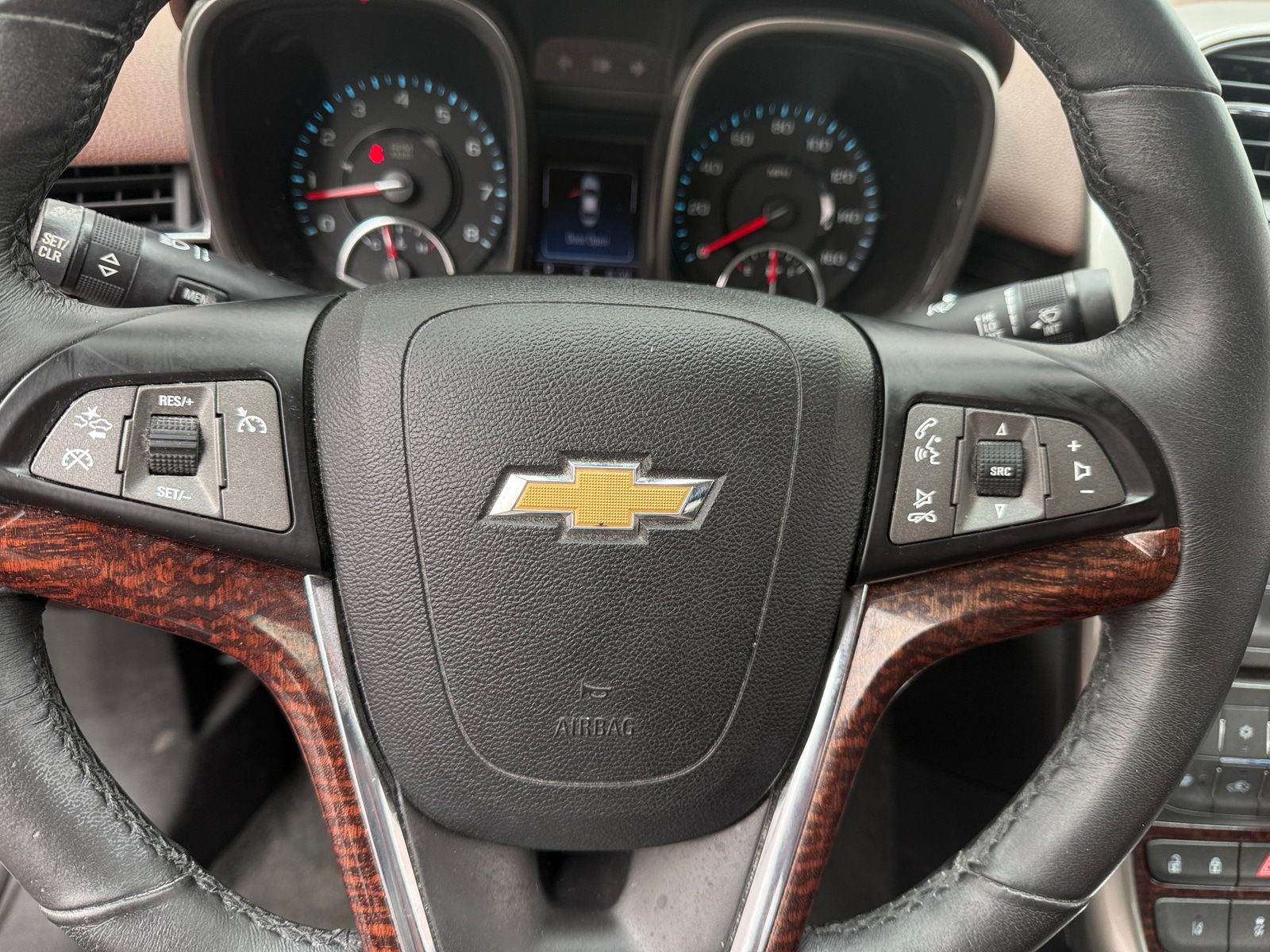 Thumbnail: 2013 Chevrolet Malibu - 4