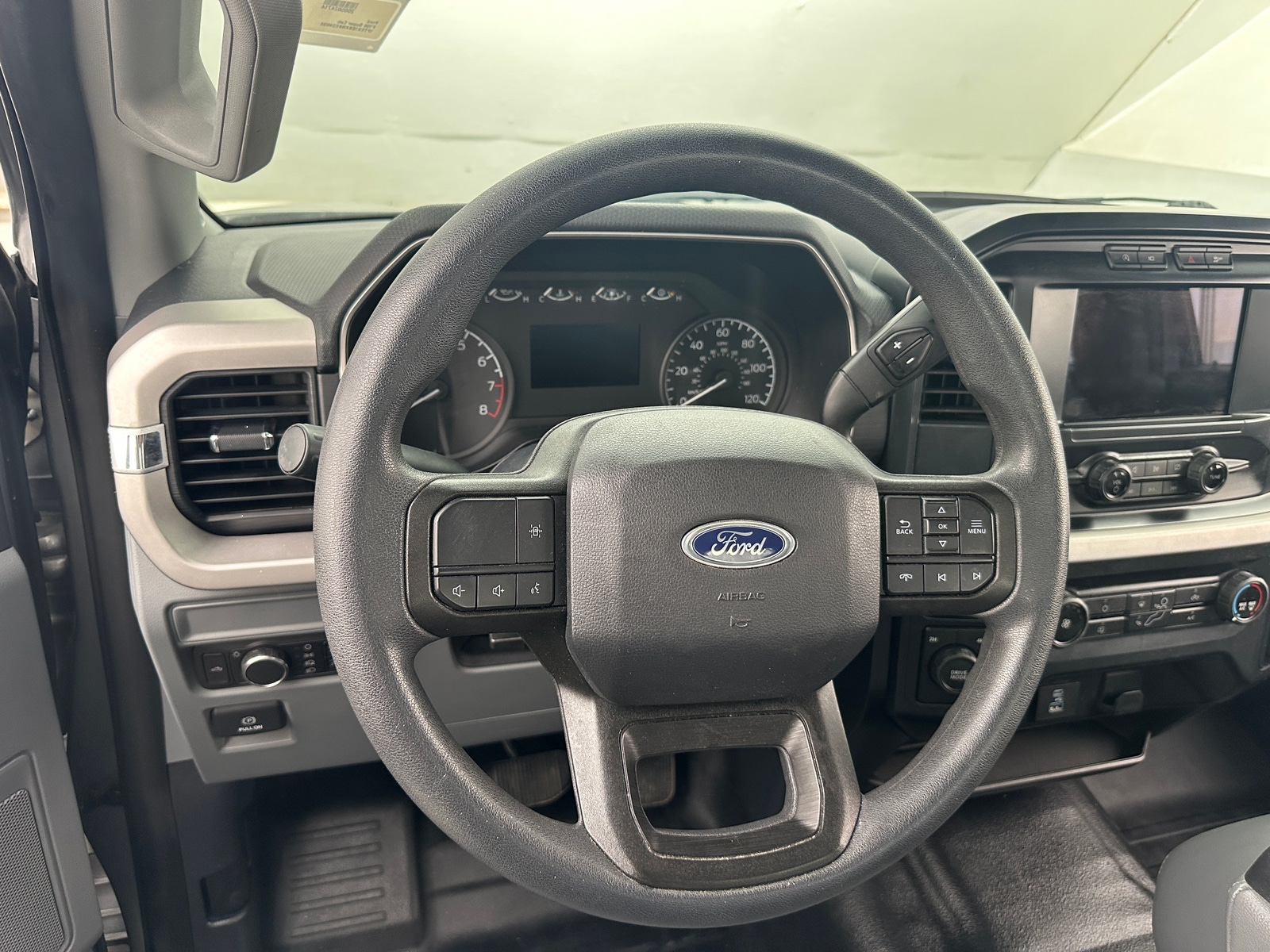 Thumbnail: 2022 Ford Econoline - 5