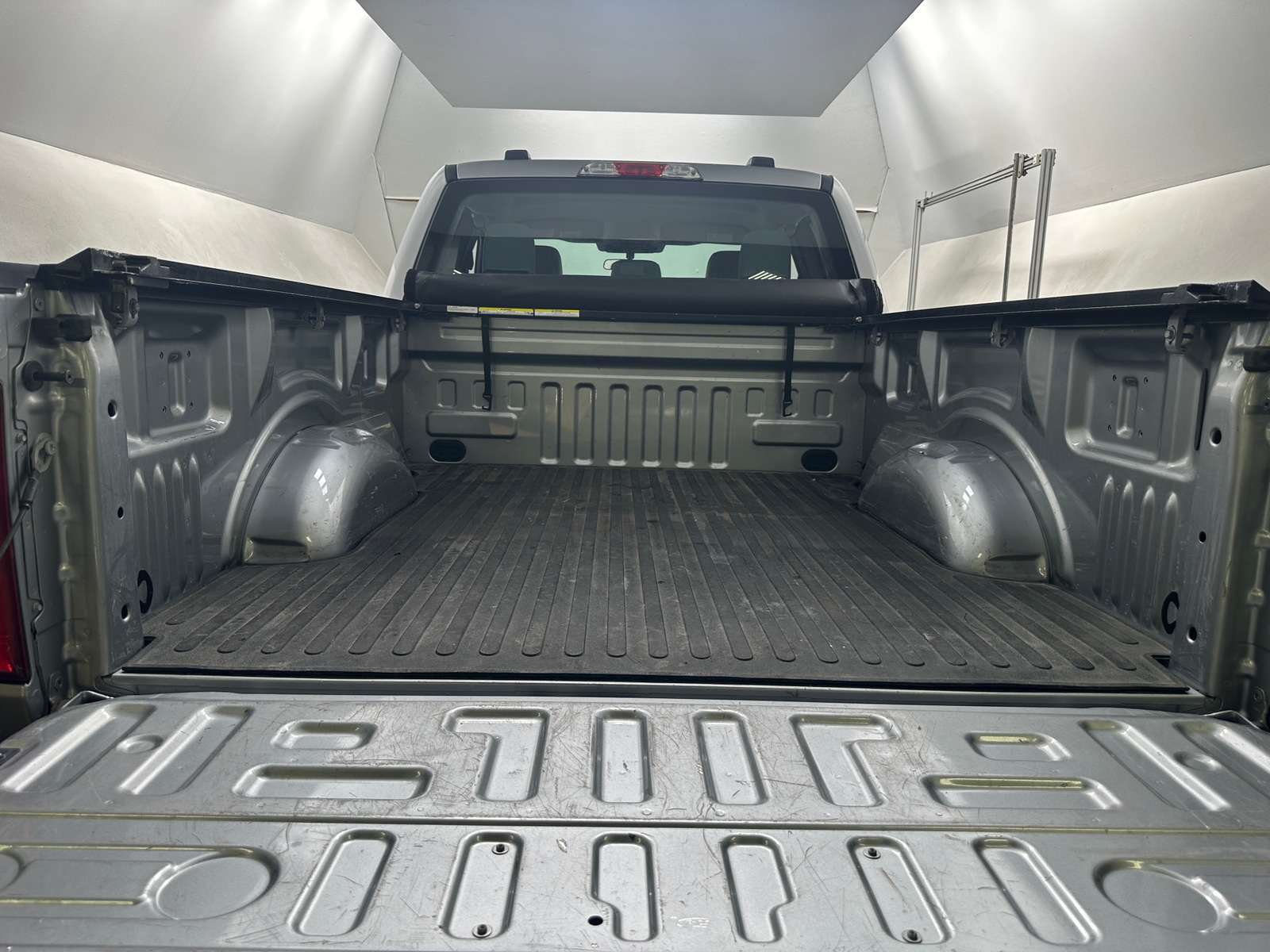 Thumbnail: 2022 Ford Econoline - 7