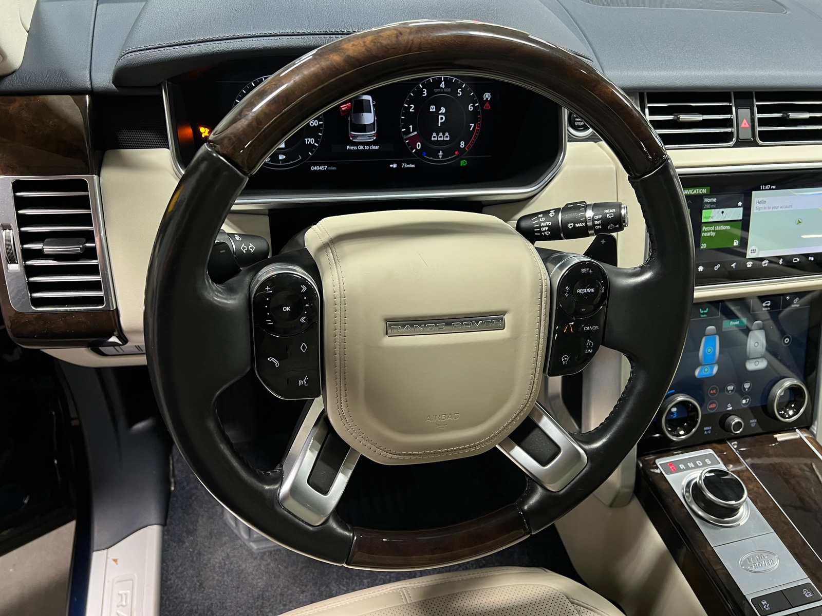 Thumbnail: 2021 Land Rover Range Rover - 4