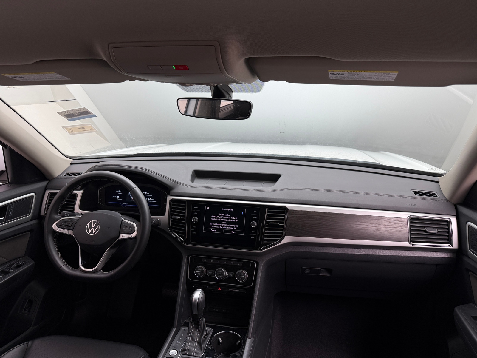 Thumbnail: 2023 Volkswagen Atlas - 2