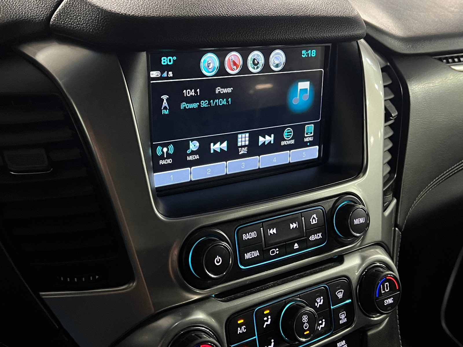 Thumbnail: 2020 Chevrolet Tahoe - 4