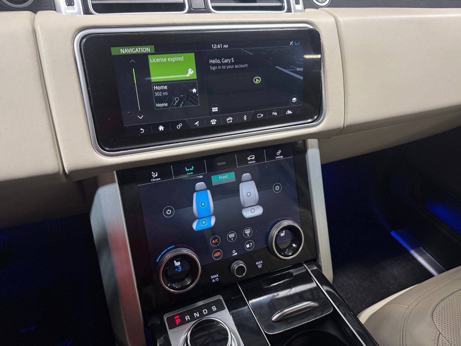 Thumbnail: 2020 Land Rover Range Rover - 3