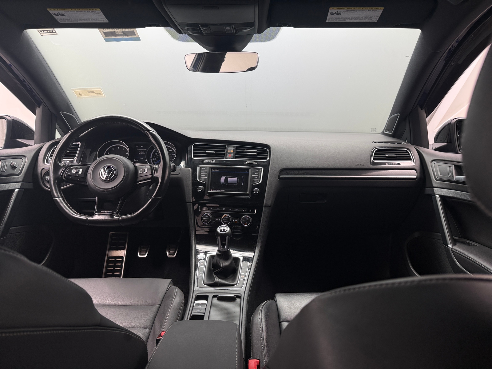 Thumbnail: 2017 Volkswagen Golf - 2