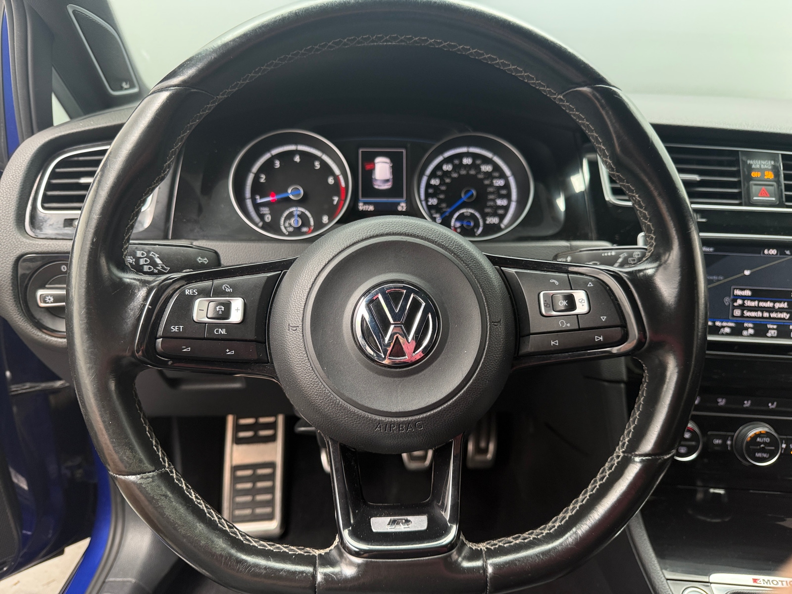 Thumbnail: 2017 Volkswagen Golf - 4