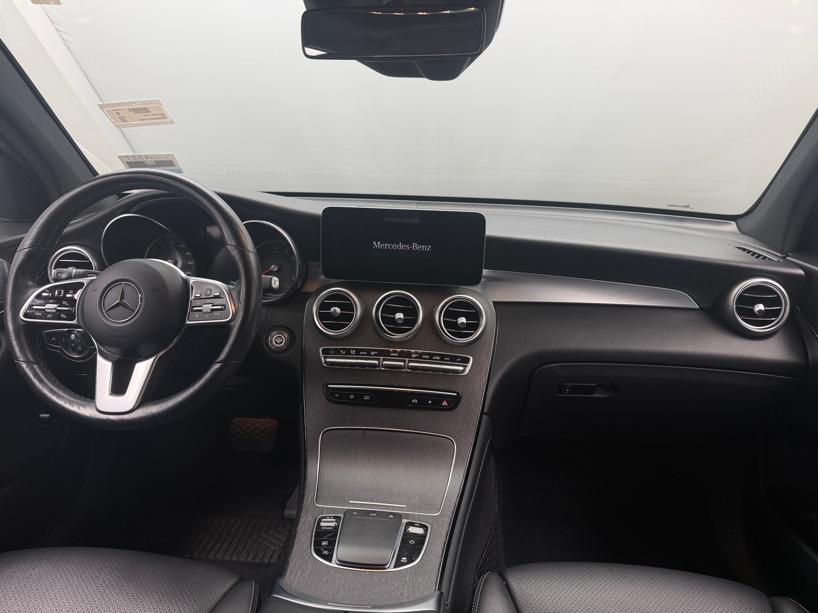 Thumbnail: 2020 Mercedes-Benz GLC - 2