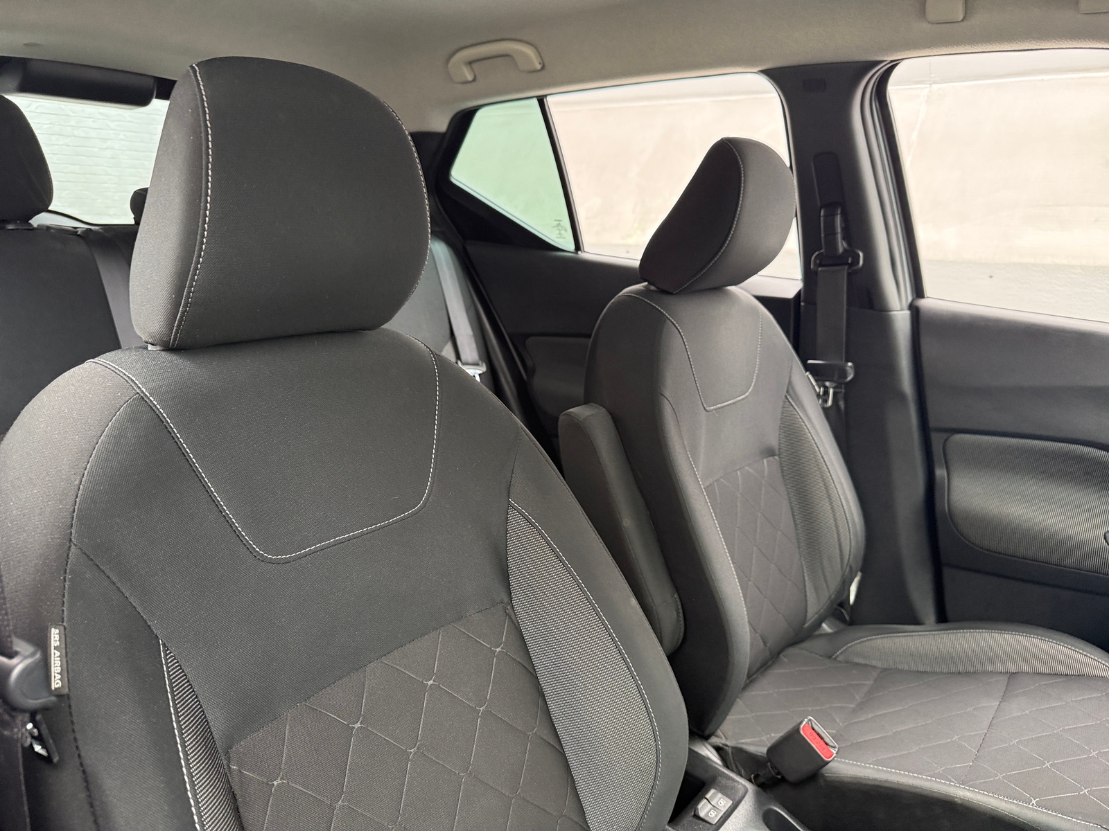 Thumbnail: 2019 Nissan Kicks - 2