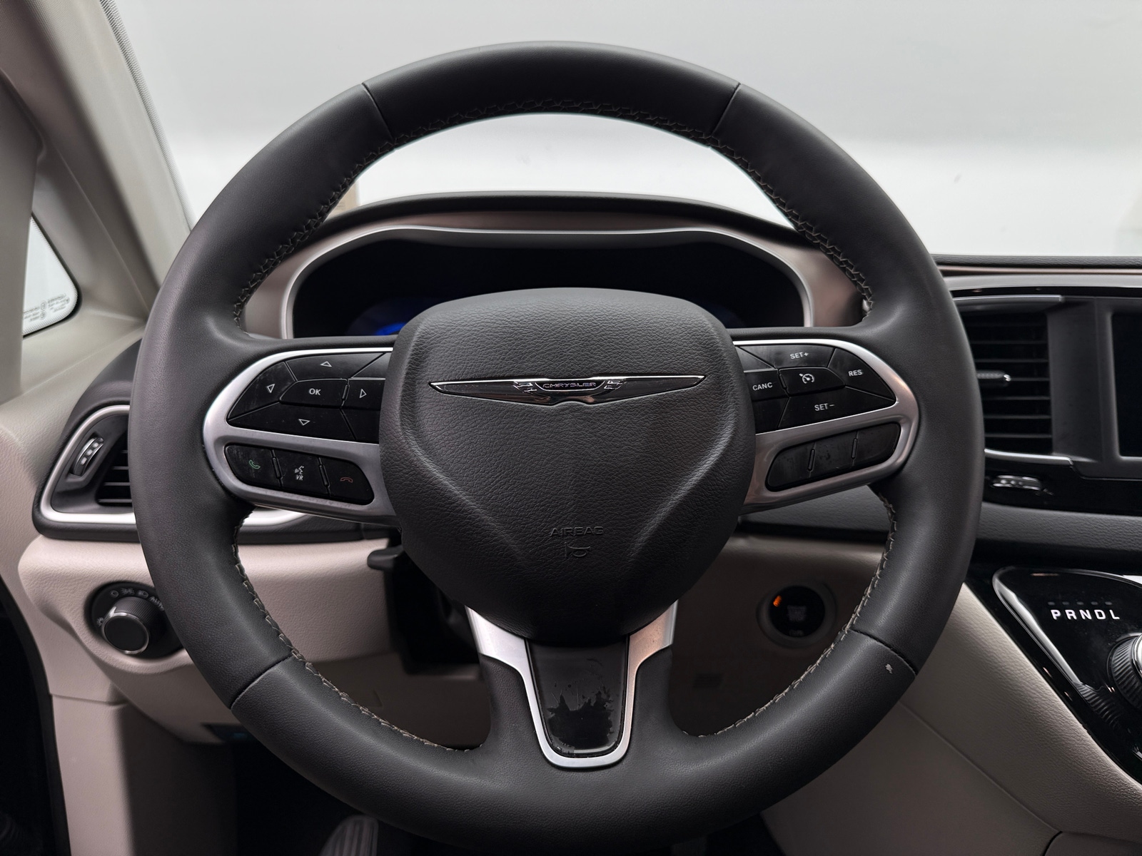 Thumbnail: 2024 Chrysler Voyager - 5