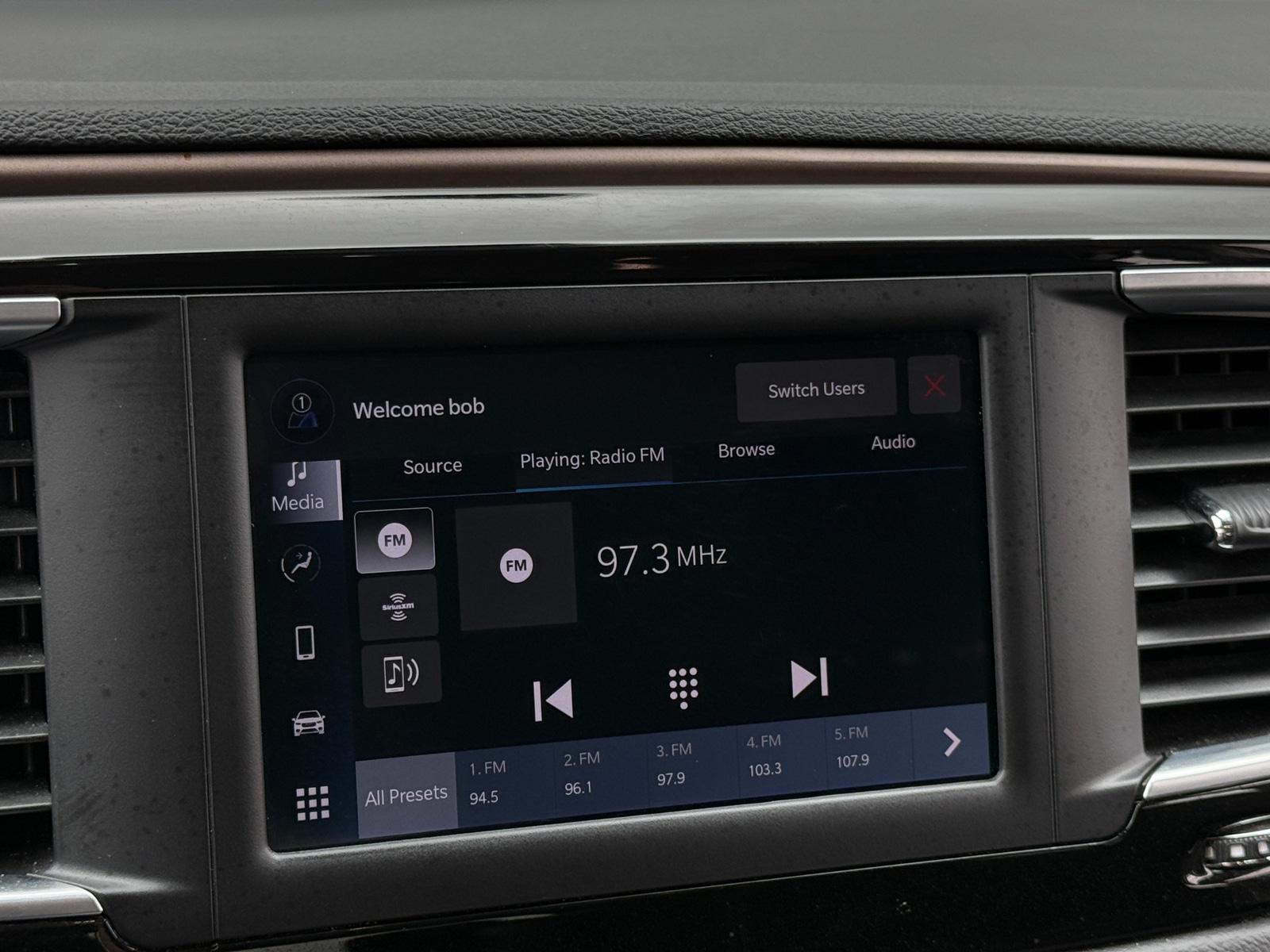 Thumbnail: 2024 Chrysler Voyager - 4