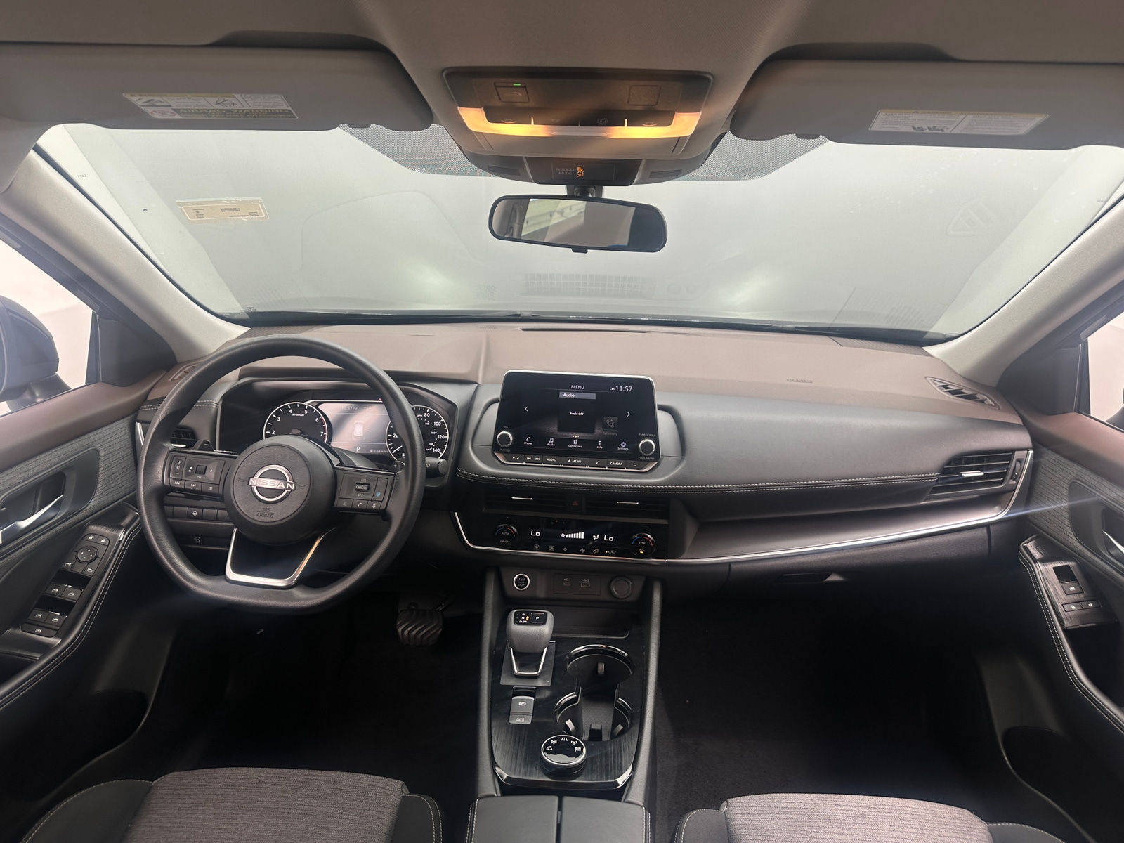 Thumbnail: 2023 Nissan Rogue - 3