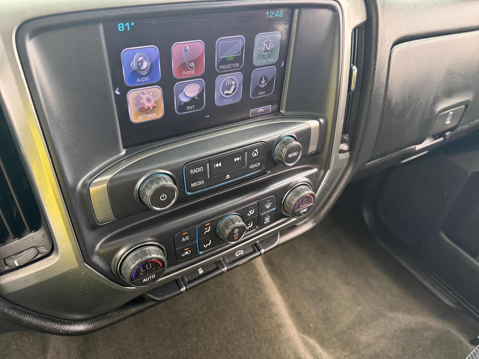Thumbnail: 2017 Chevrolet Silverado 1500 - 4