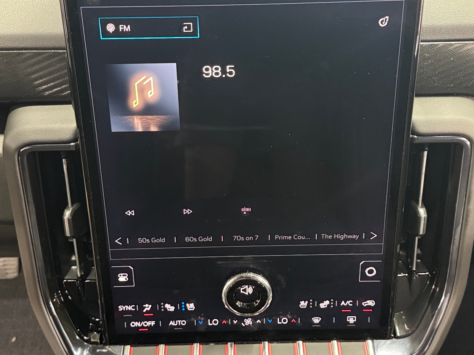 Thumbnail: 2025 GMC Yukon - 3