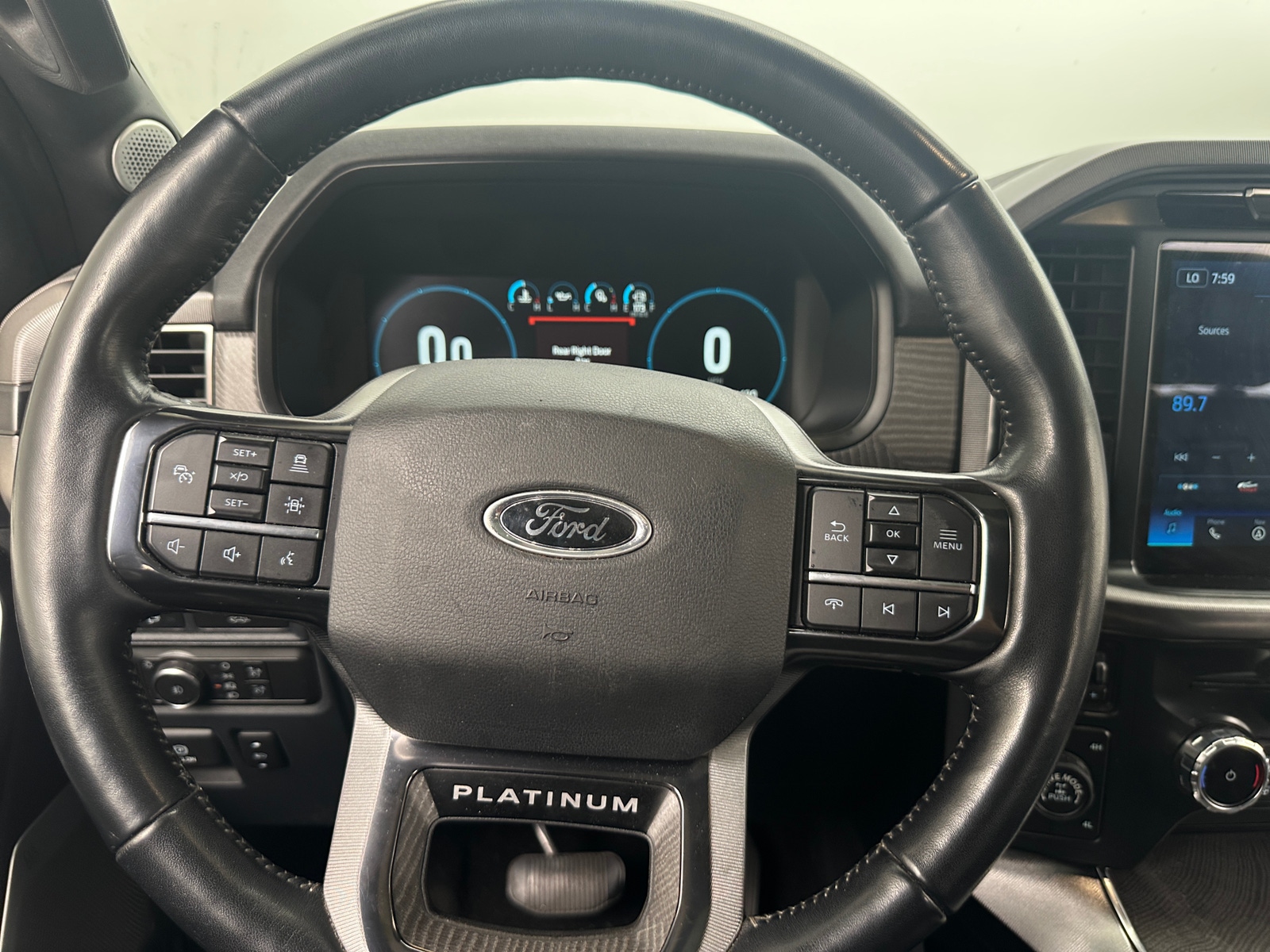 Thumbnail: 2022 Ford Econoline - 4