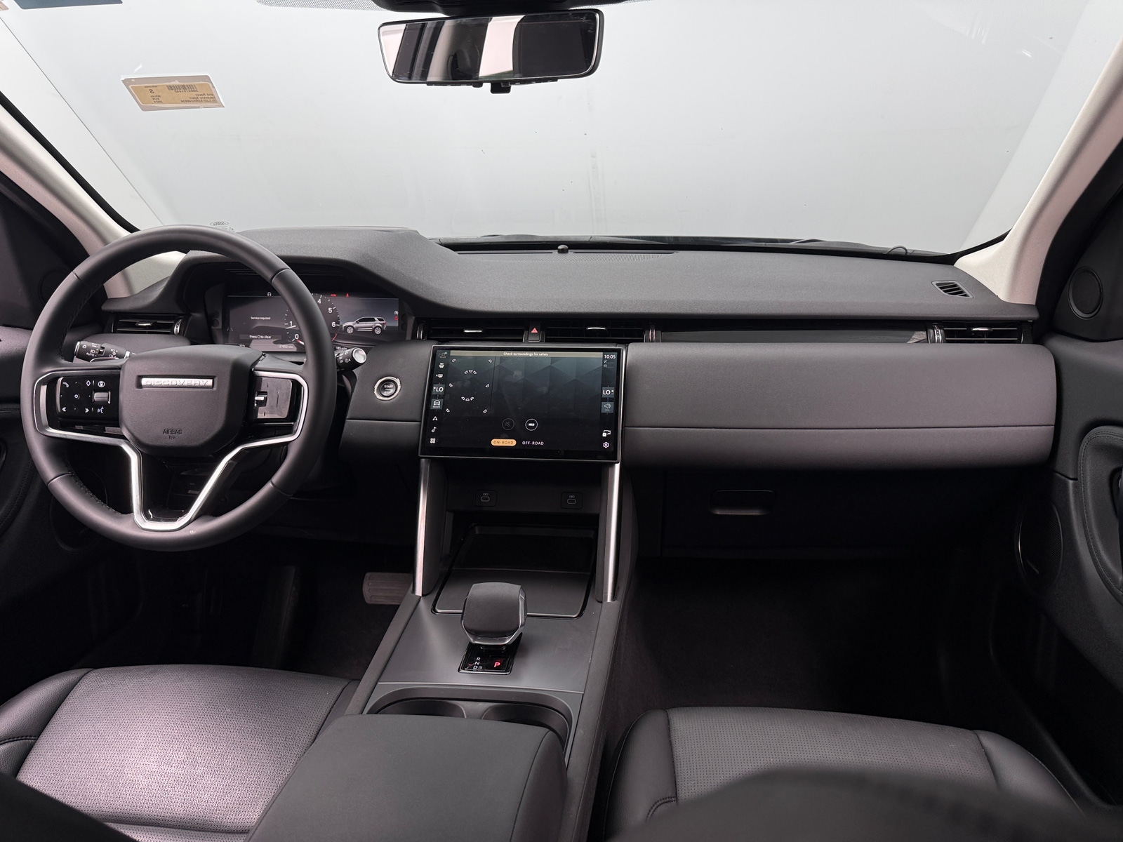 Thumbnail: 2024 Land Rover Discovery Sport - 2