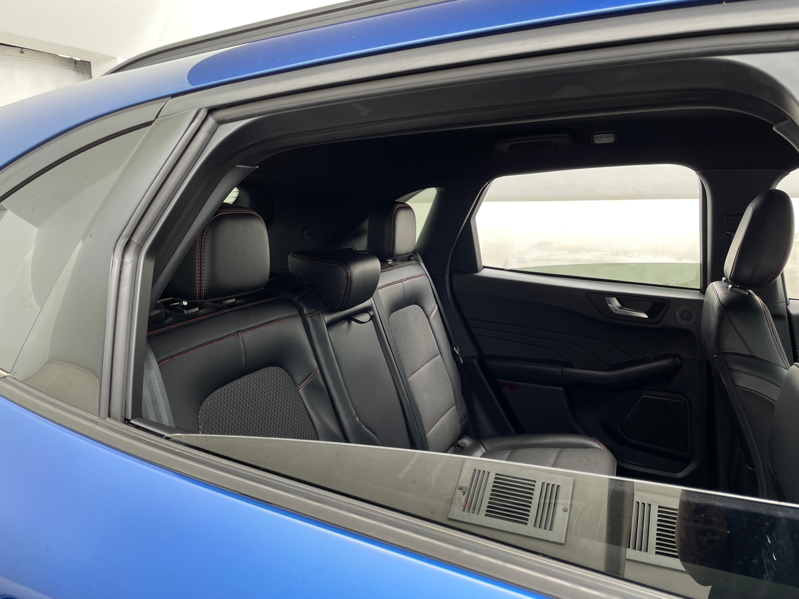 Thumbnail: 2023 Ford Escape - 6