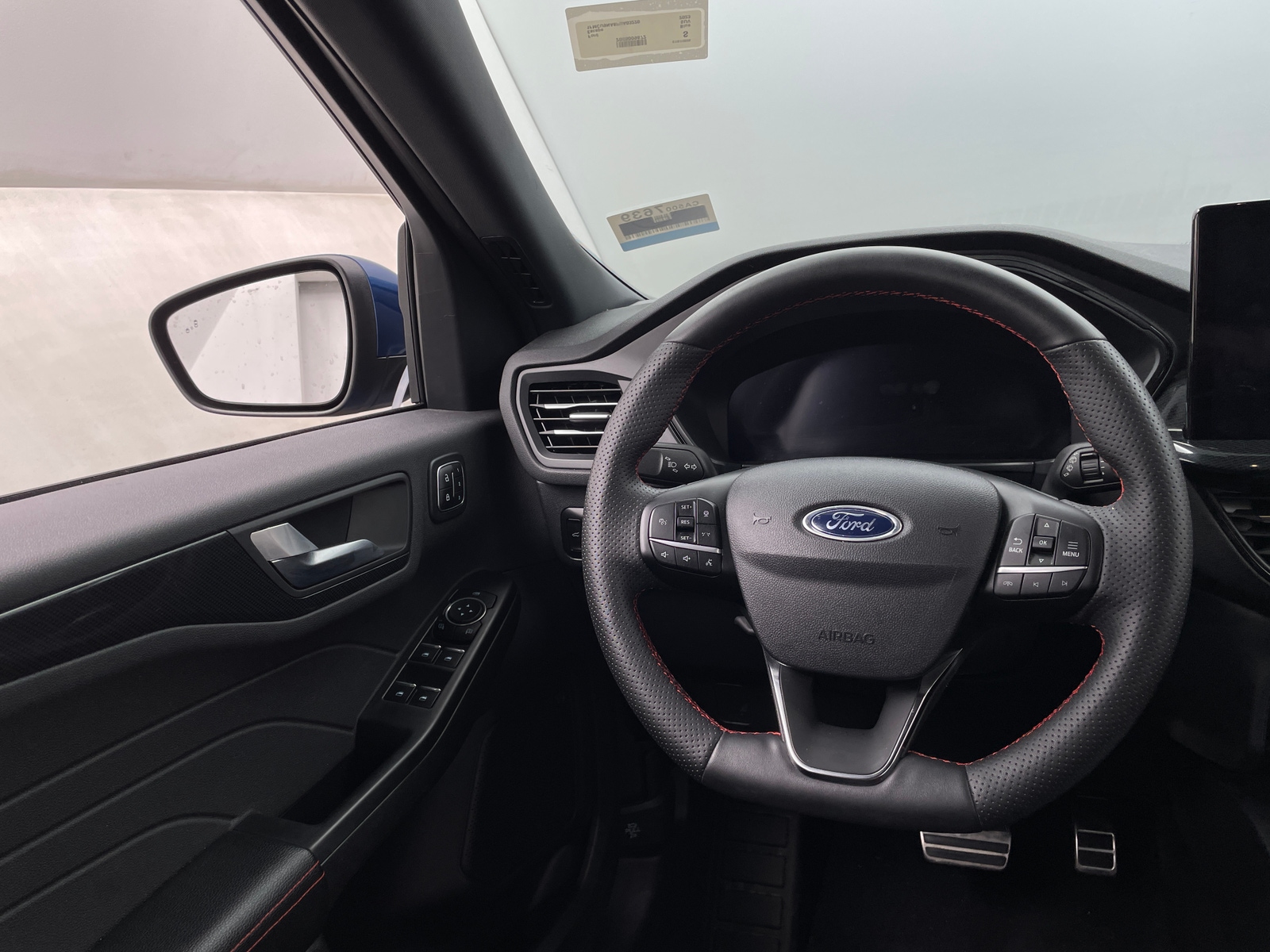 Thumbnail: 2023 Ford Escape - 5