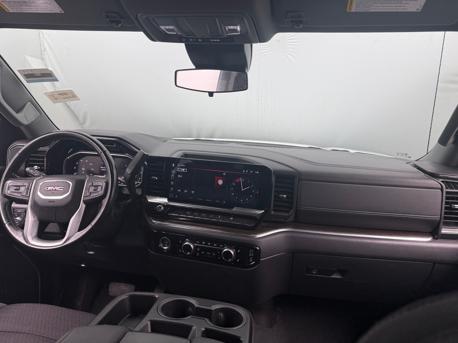 Thumbnail: 2024 GMC Sierra 1500 - 3
