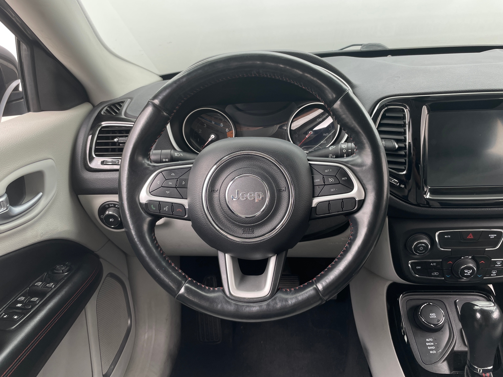 Thumbnail: 2018 Jeep Compass - 4