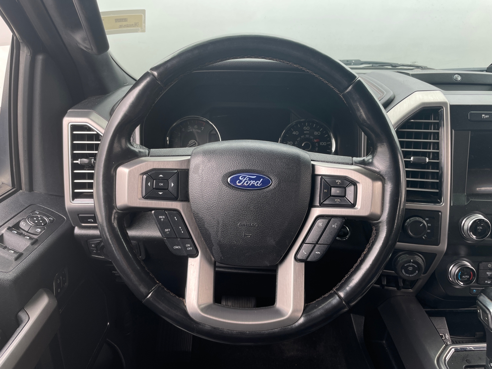 Thumbnail: 2019 Ford Econoline - 4