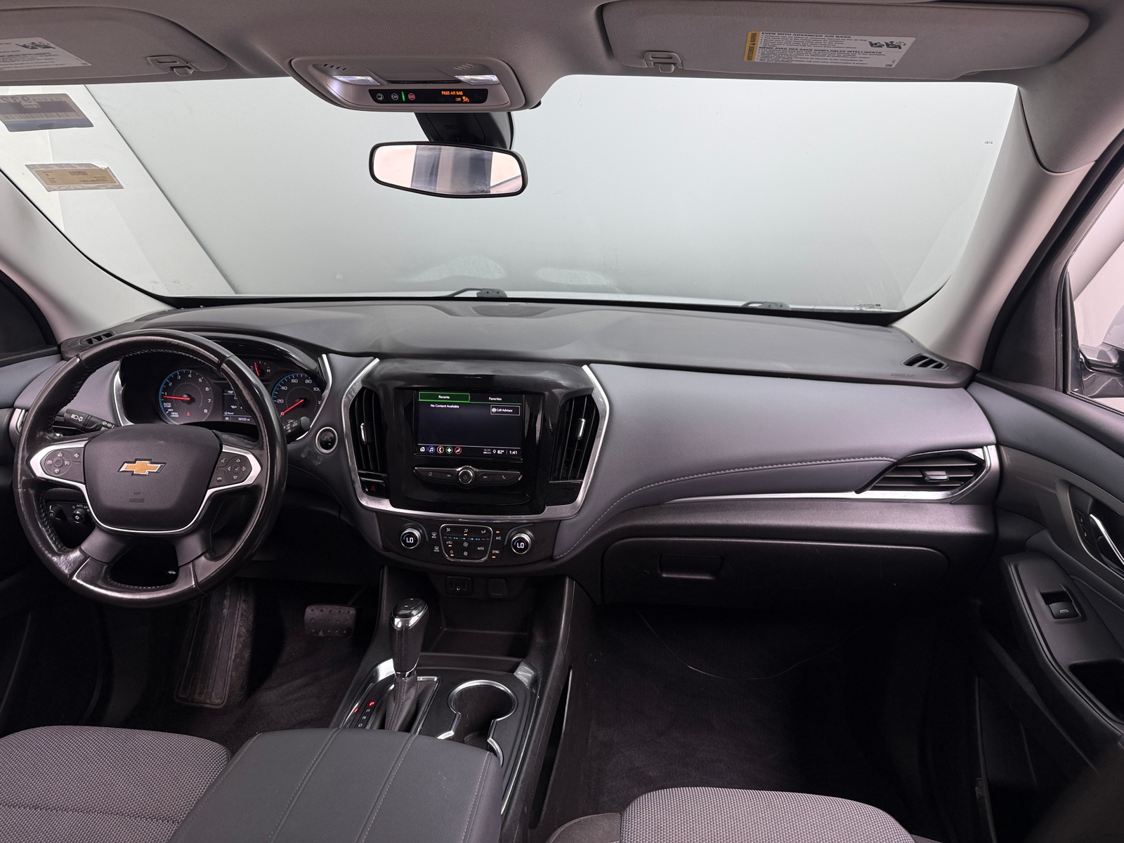 Thumbnail: 2020 Chevrolet Traverse - 3