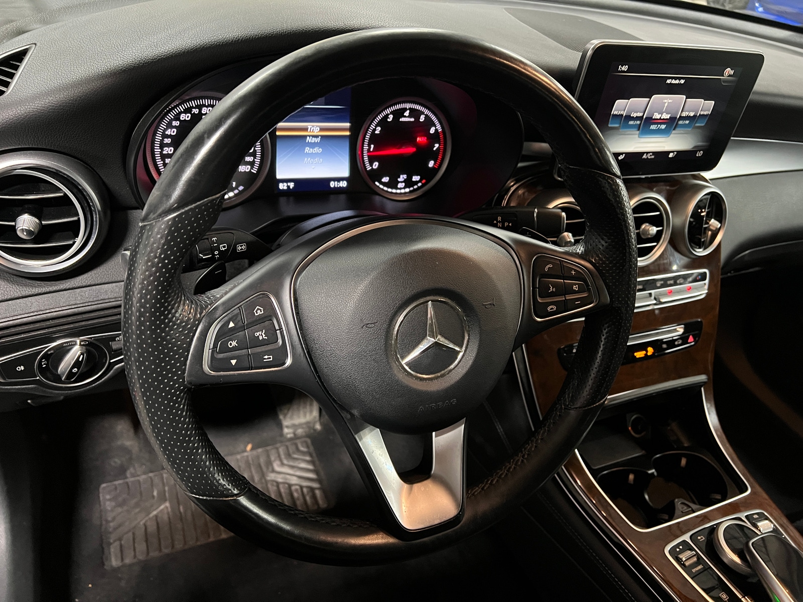 Thumbnail: 2016 Mercedes-Benz GLC - 4