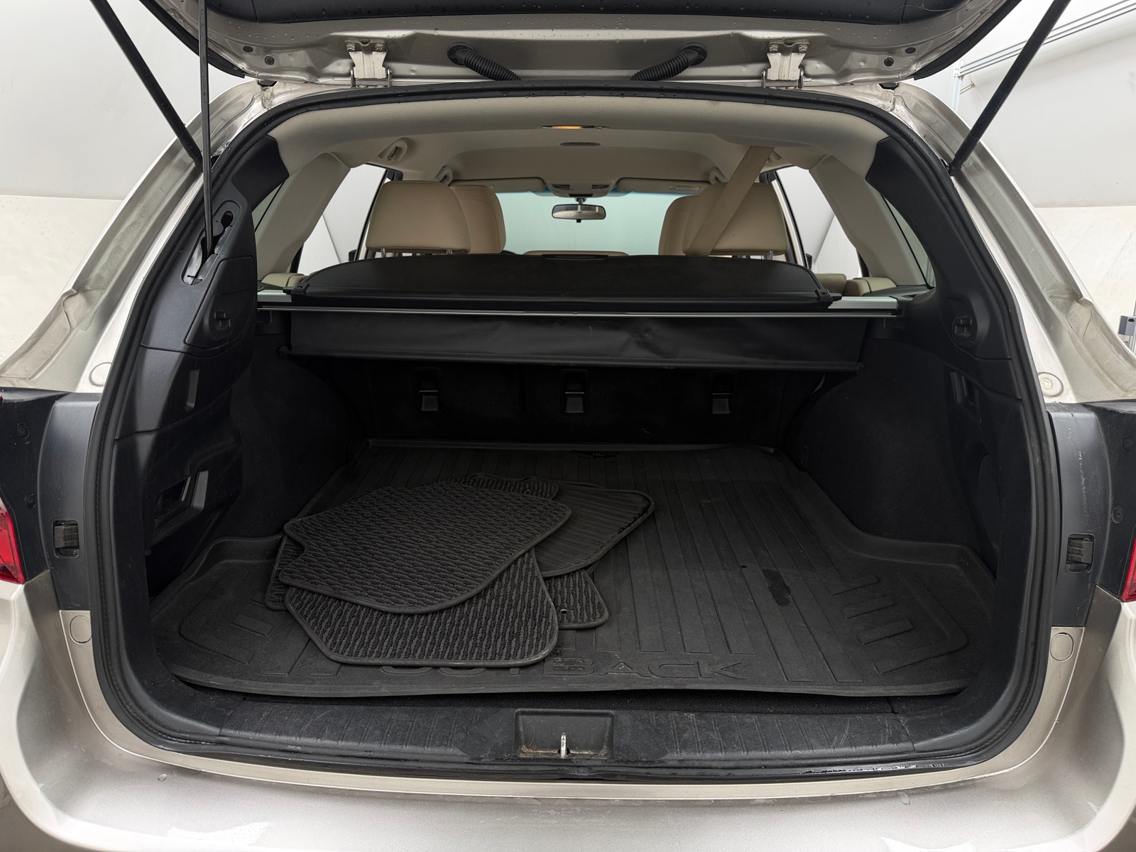 Thumbnail: 2016 Subaru Outback - 6