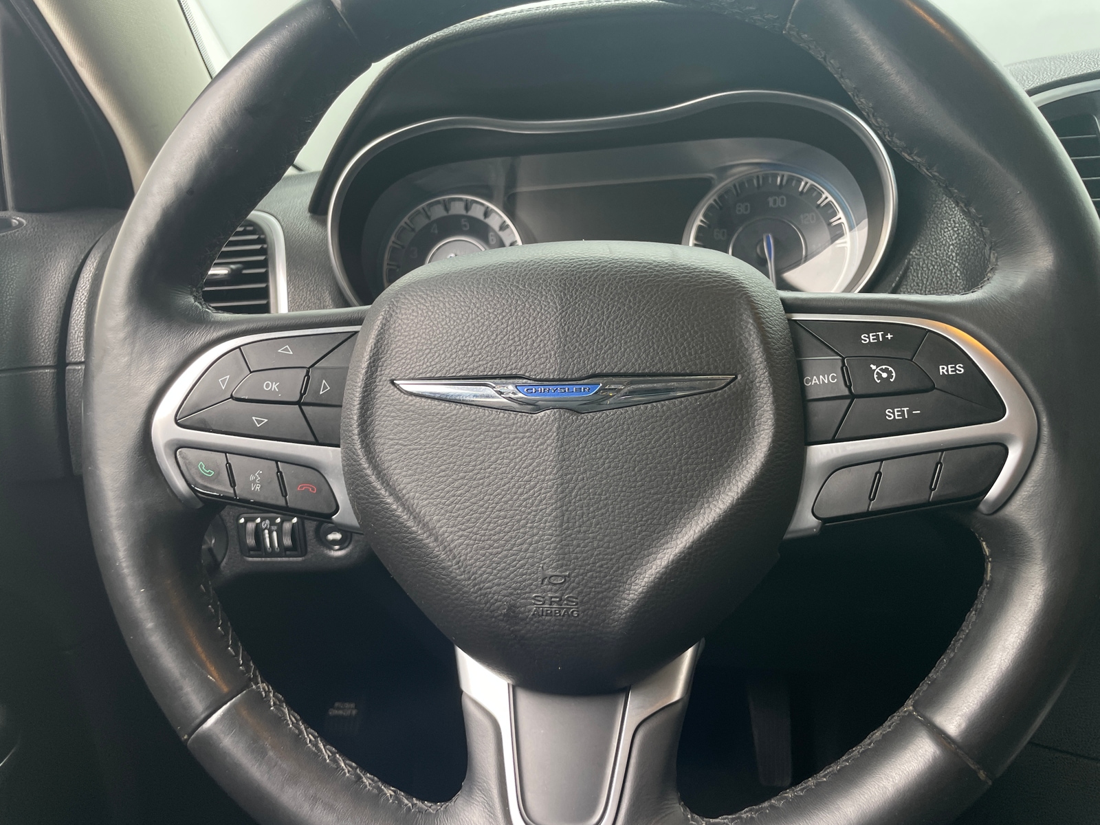 Thumbnail: 2015 Chrysler 300 - 4
