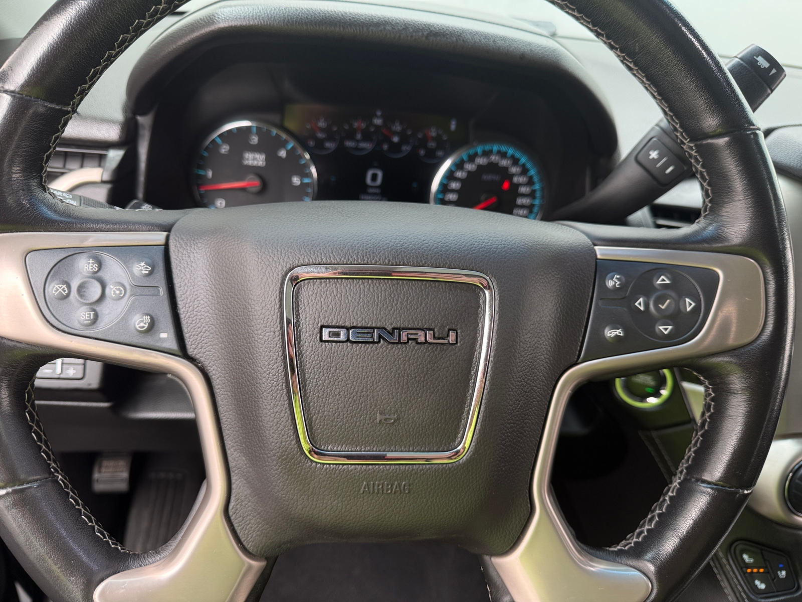 Thumbnail: 2019 GMC Yukon - 4