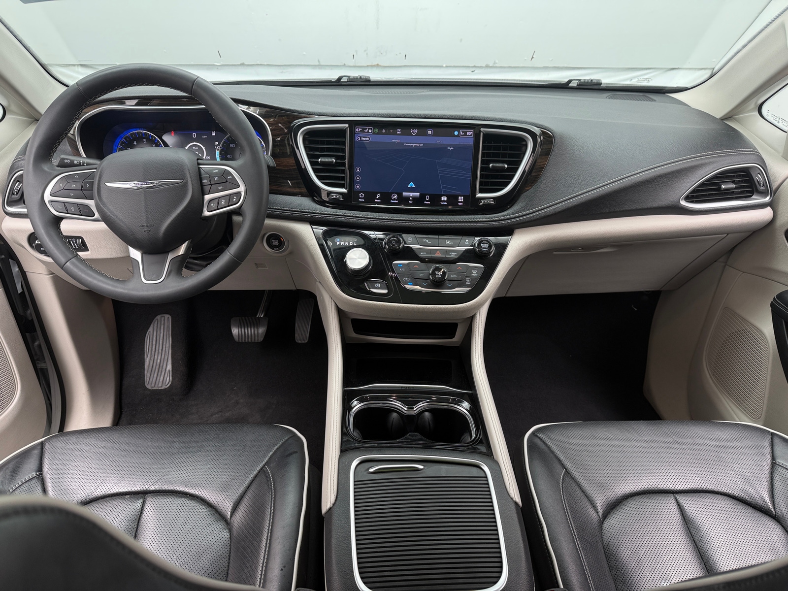 Thumbnail: 2023 Chrysler Pacifica - 2