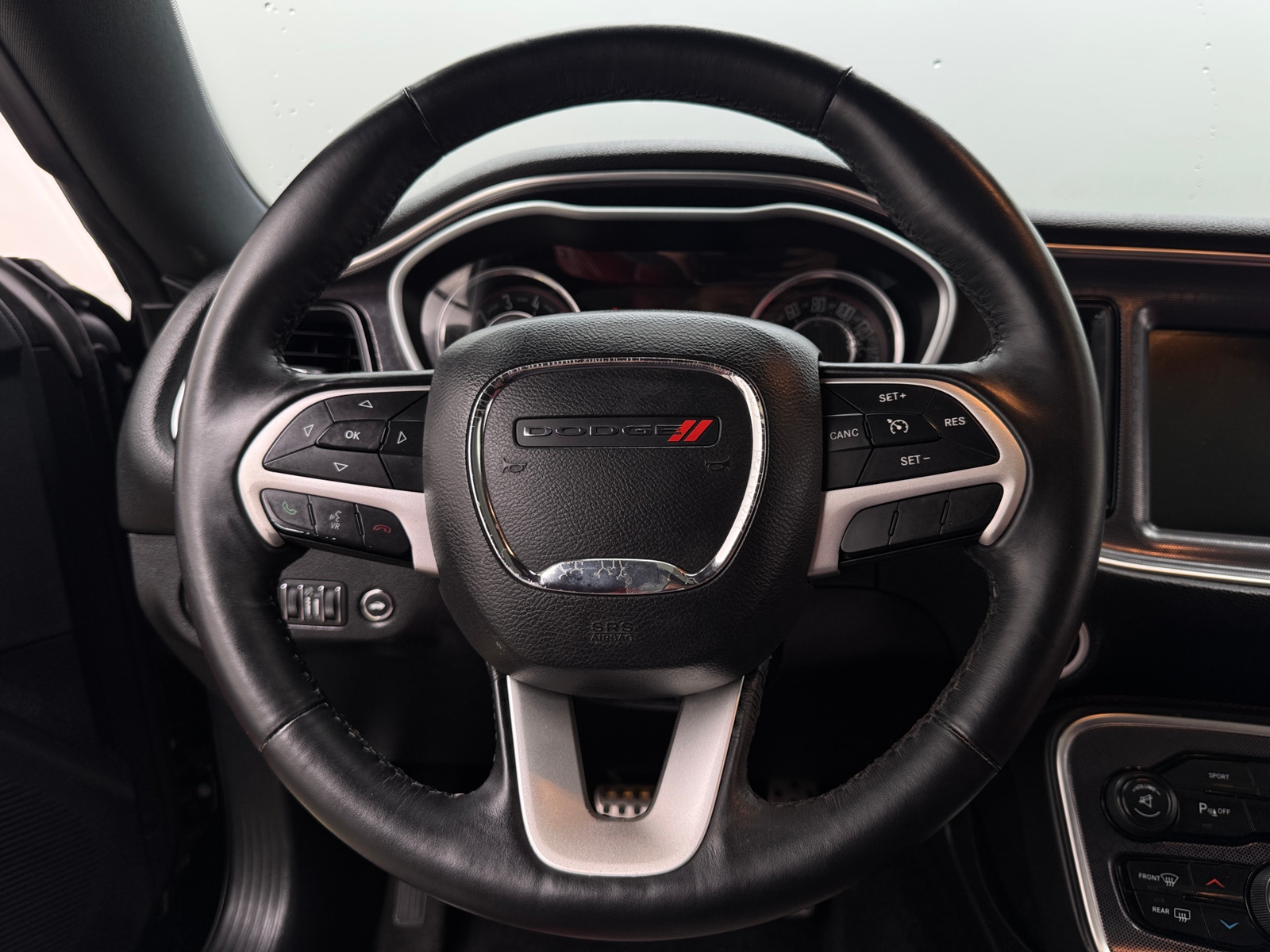 Thumbnail: 2016 Dodge Challenger - 3