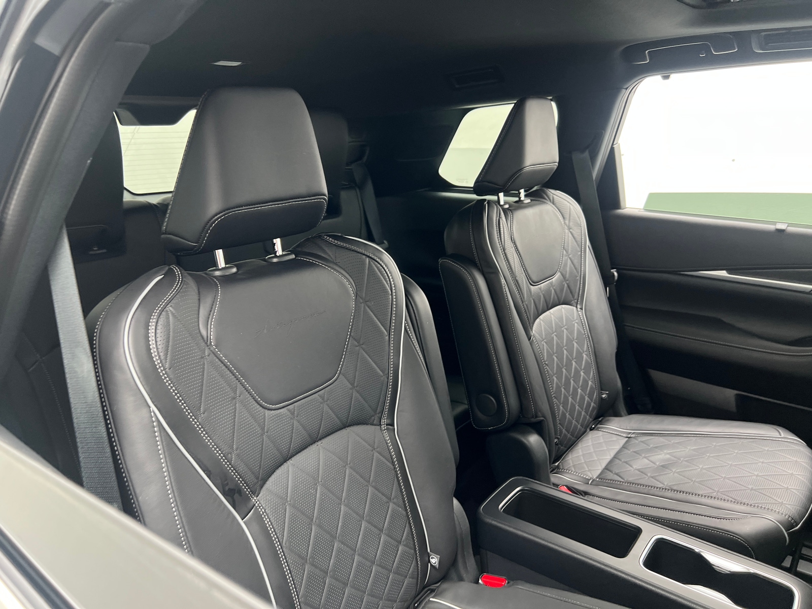 Thumbnail: 2024 INFINITI QX60 - 5