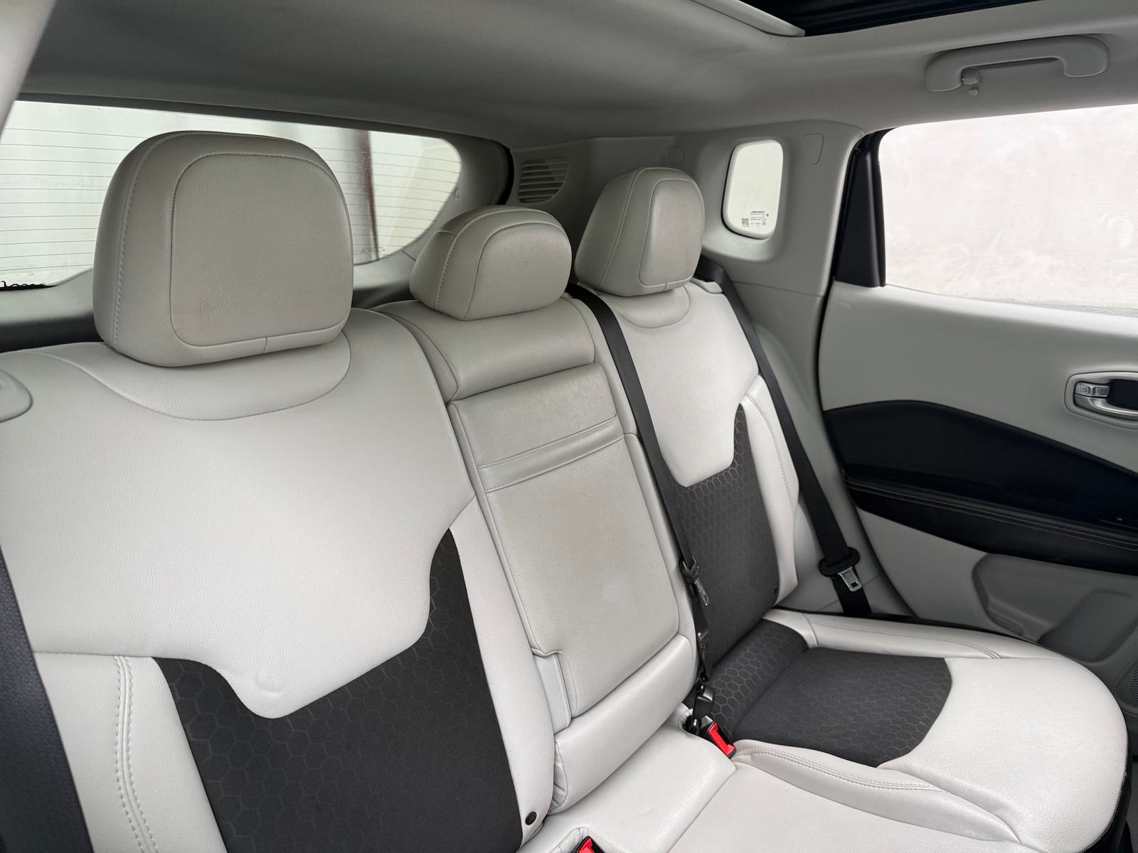 Thumbnail: 2018 Jeep Compass - 6
