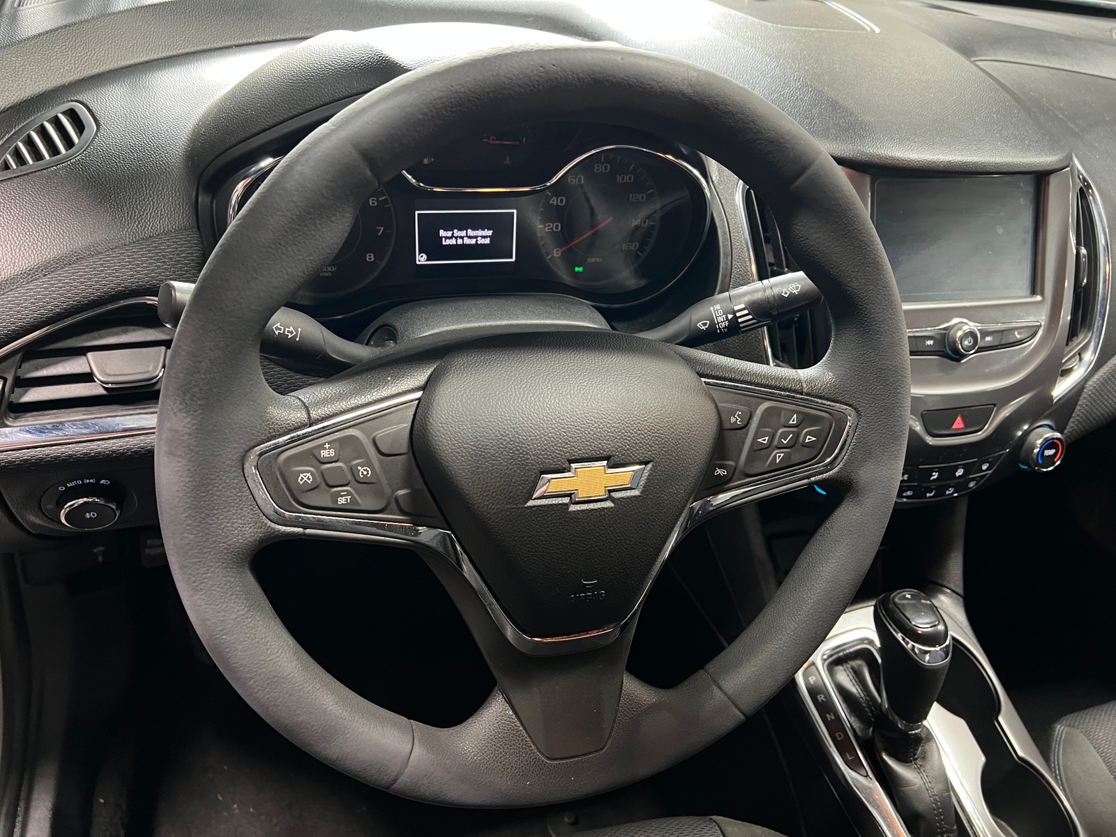Thumbnail: 2017 Chevrolet Cruze - 5