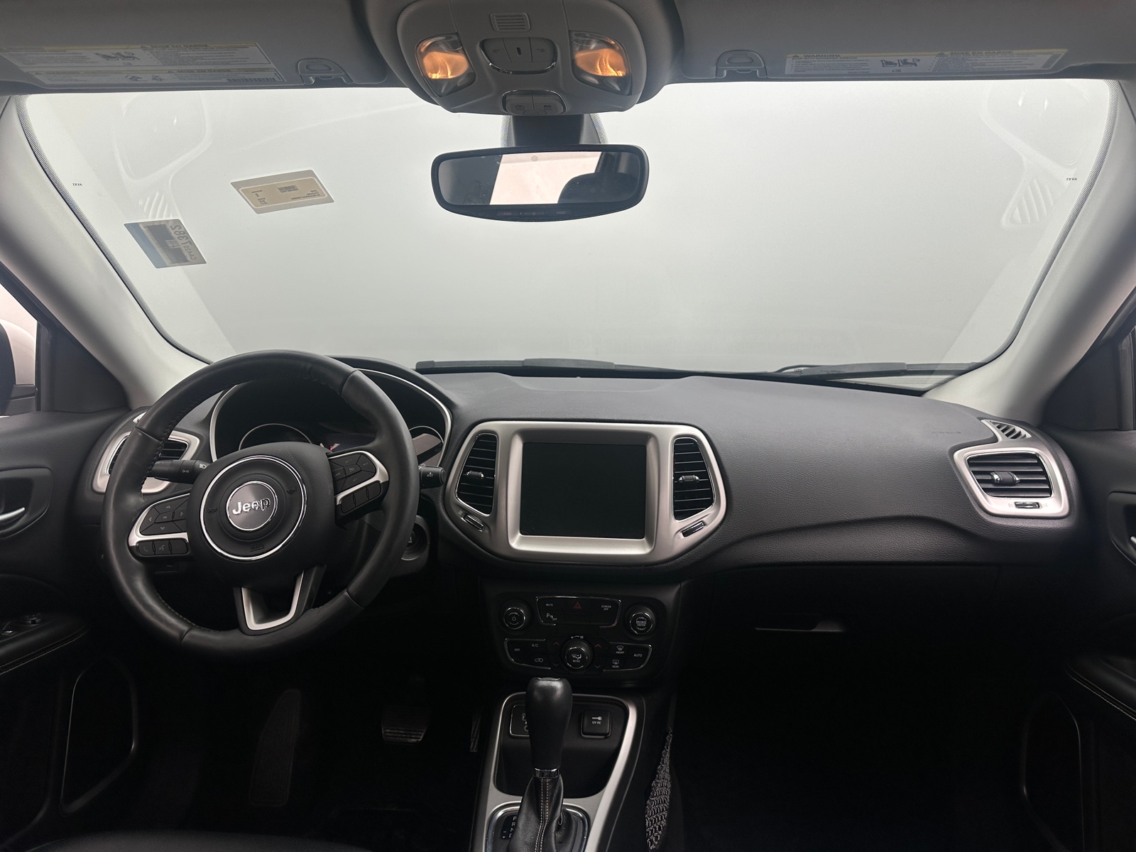 Thumbnail: 2017 Jeep Compass - 3