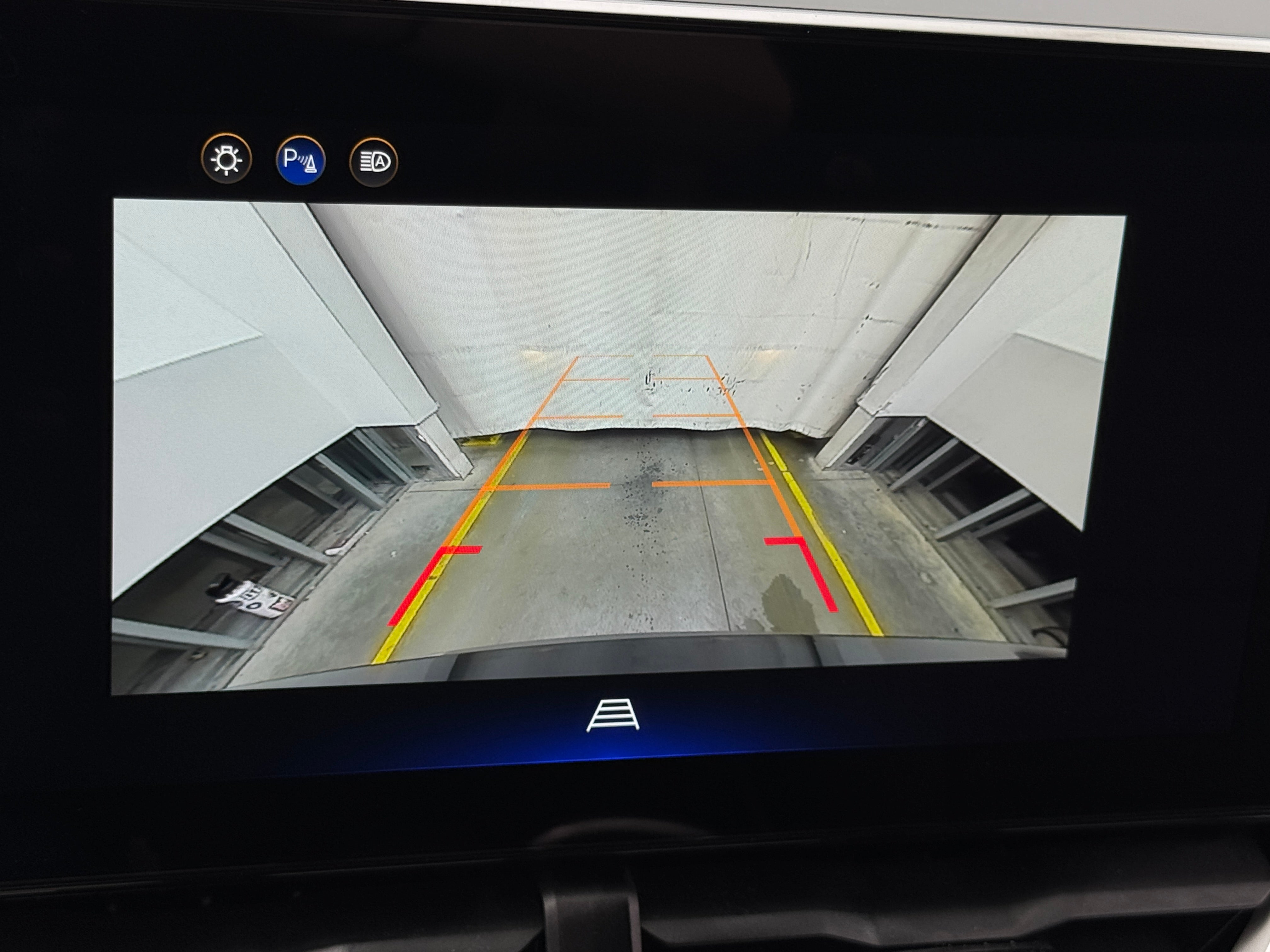 2025 Chevrolet Equinox LT - Photo 13