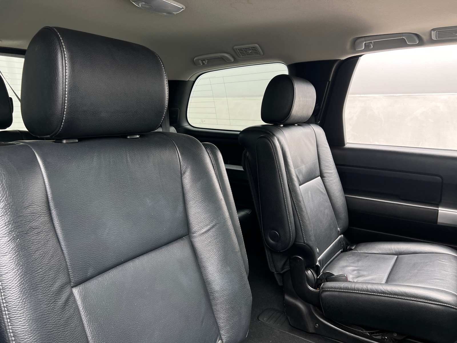 Thumbnail: 2019 Toyota Sequoia - 5