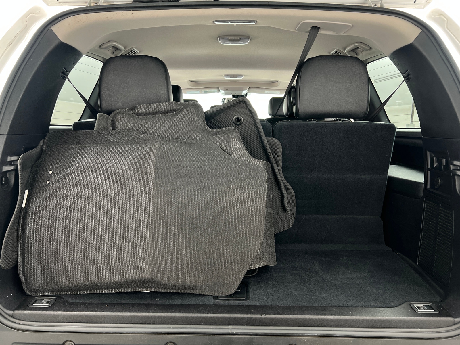 Thumbnail: 2019 Toyota Sequoia - 6