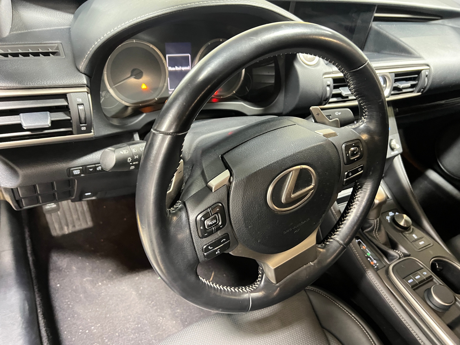 Thumbnail: 2016 Lexus RC - 4