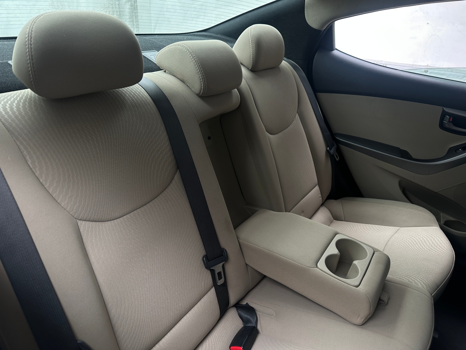Thumbnail: 2014 Hyundai Elantra - 6
