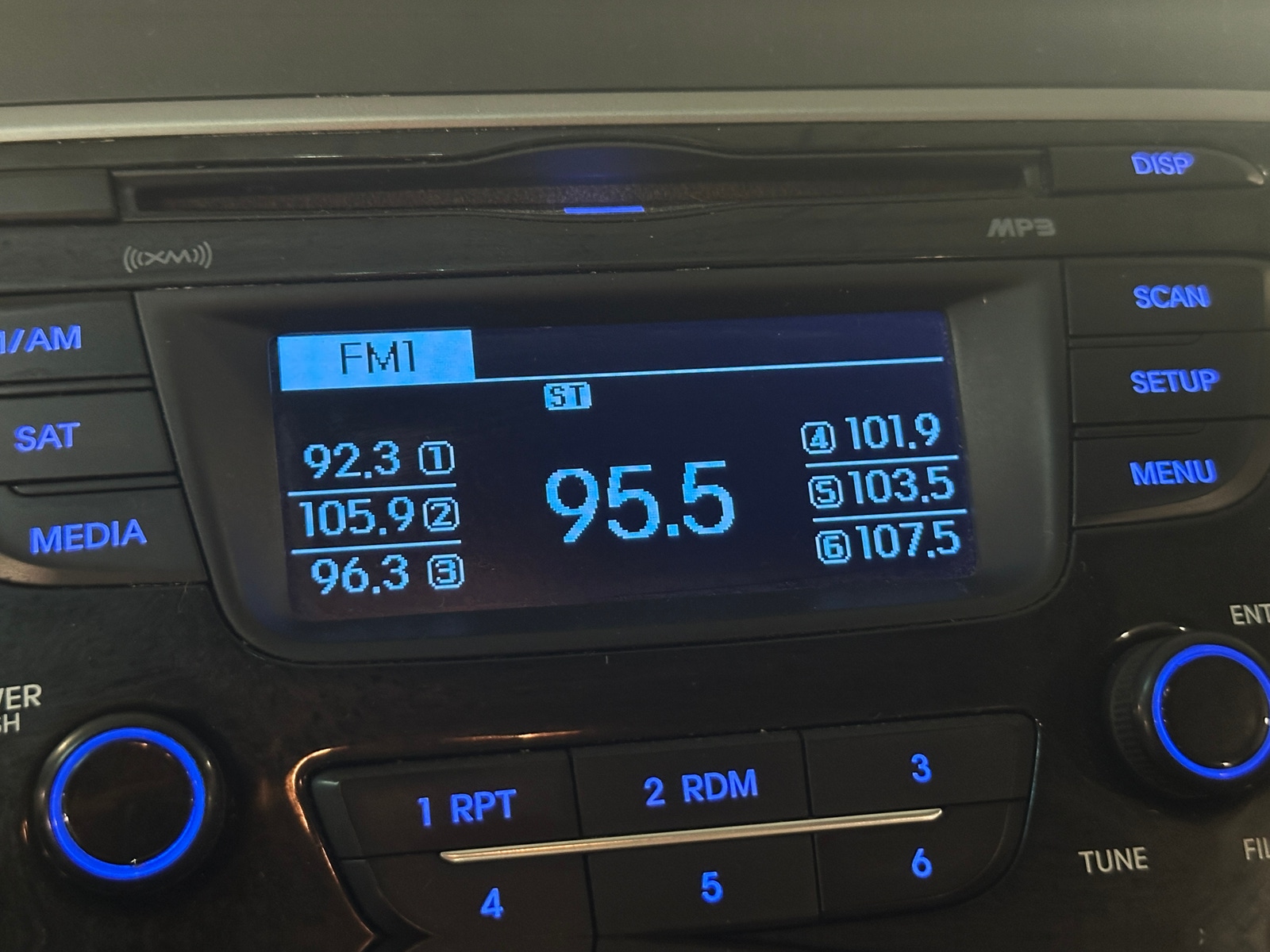 Thumbnail: 2014 Hyundai Elantra - 4