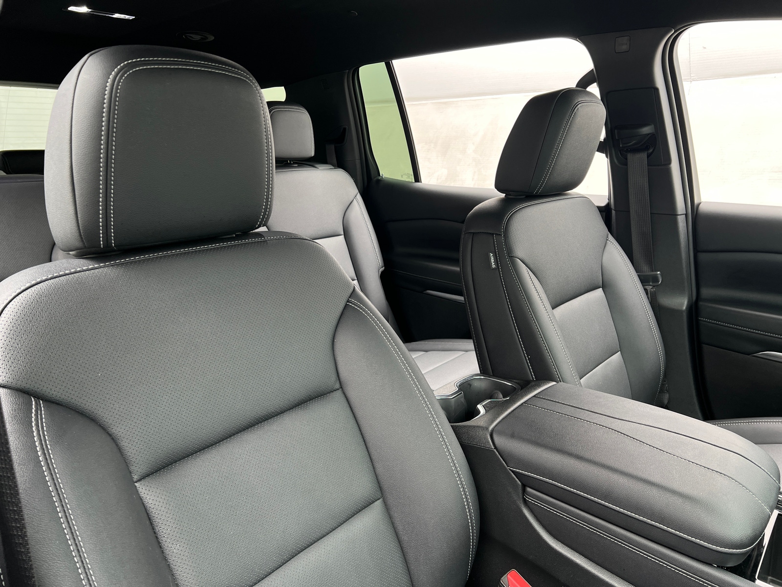 Thumbnail: 2026 Chevrolet Traverse - 2