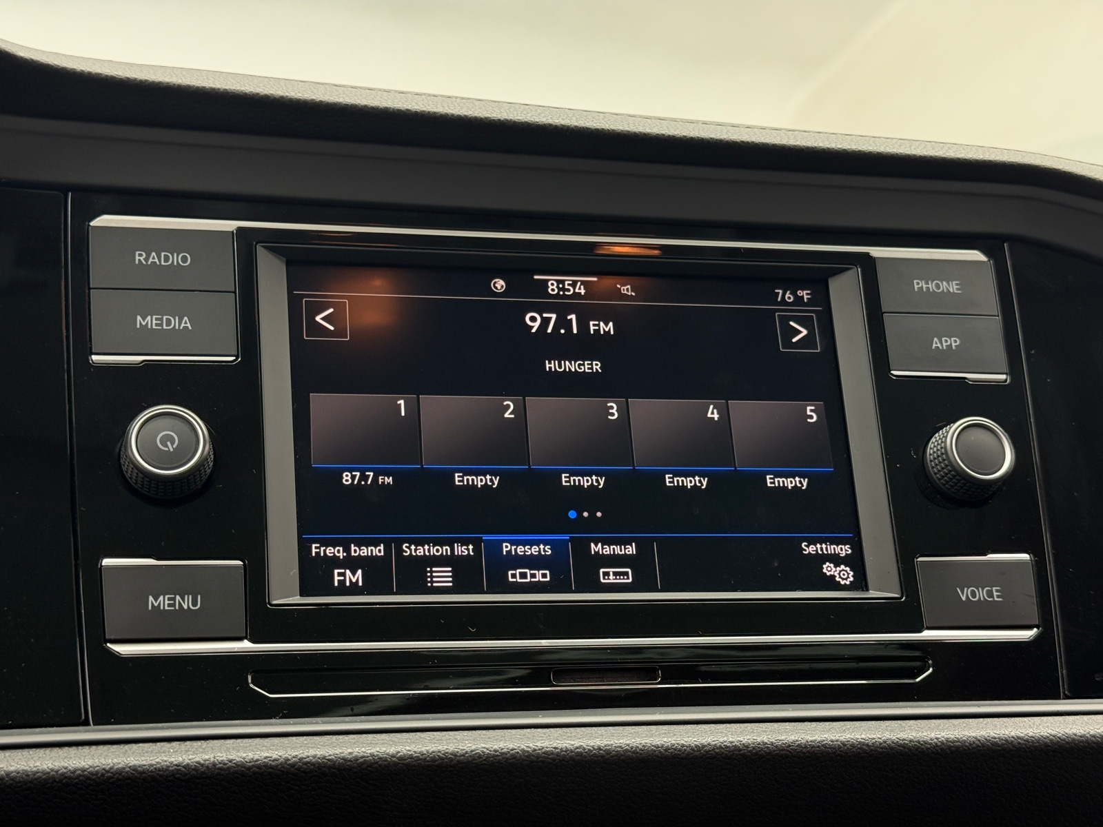 Thumbnail: 2020 Volkswagen Jetta - 3