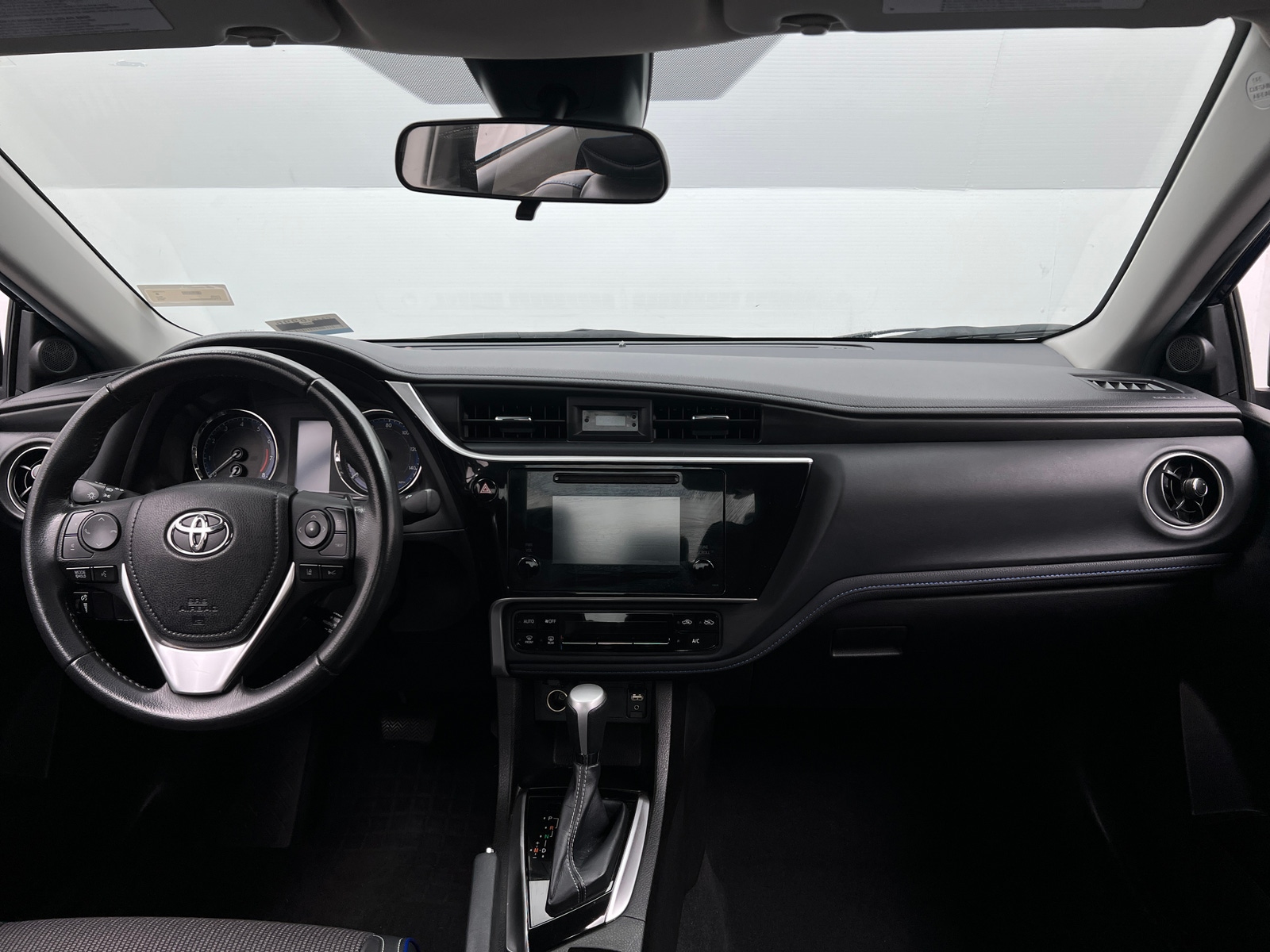 Thumbnail: 2019 Toyota Corolla - 3