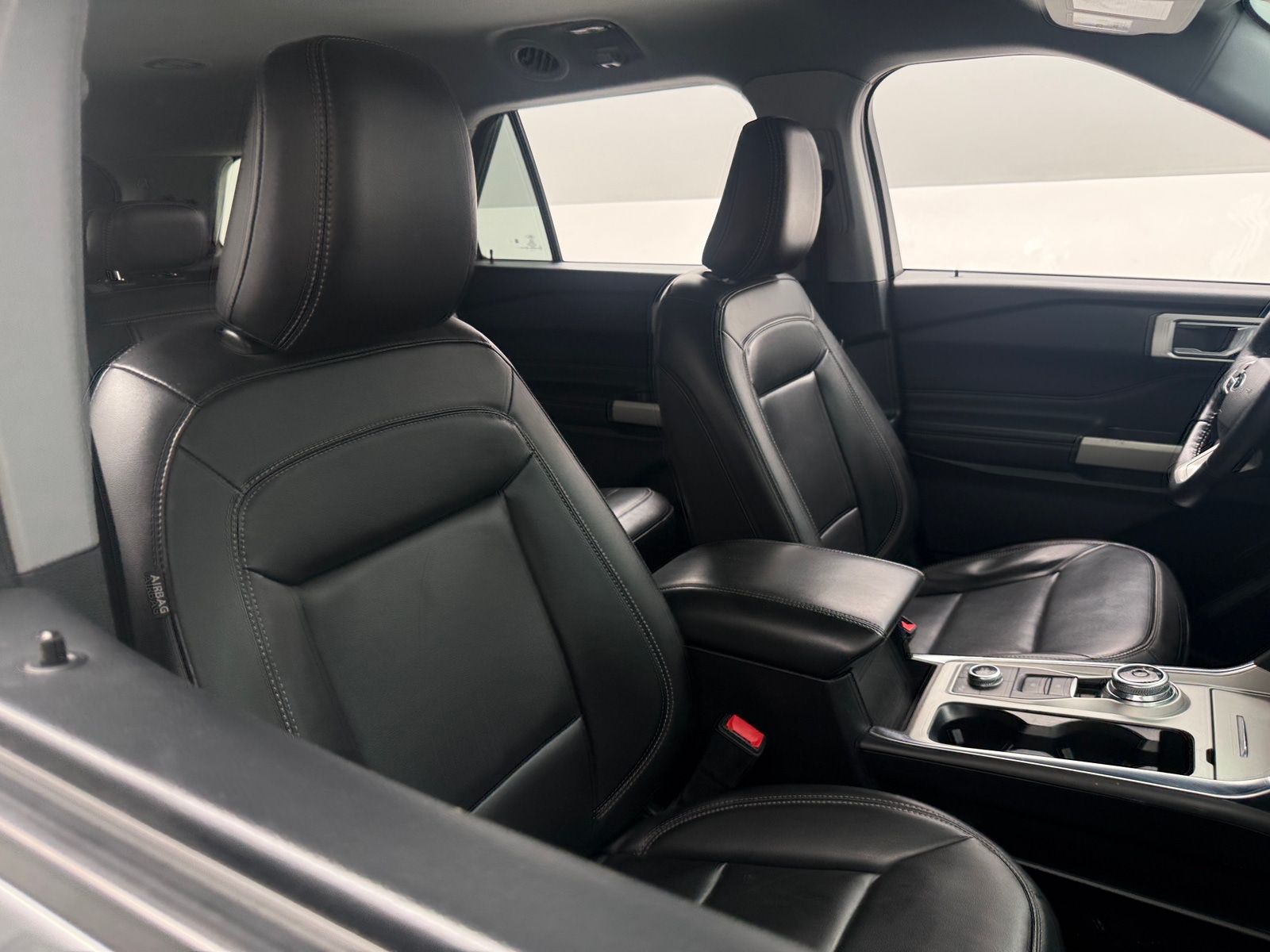 Thumbnail: 2022 Ford Explorer - 2