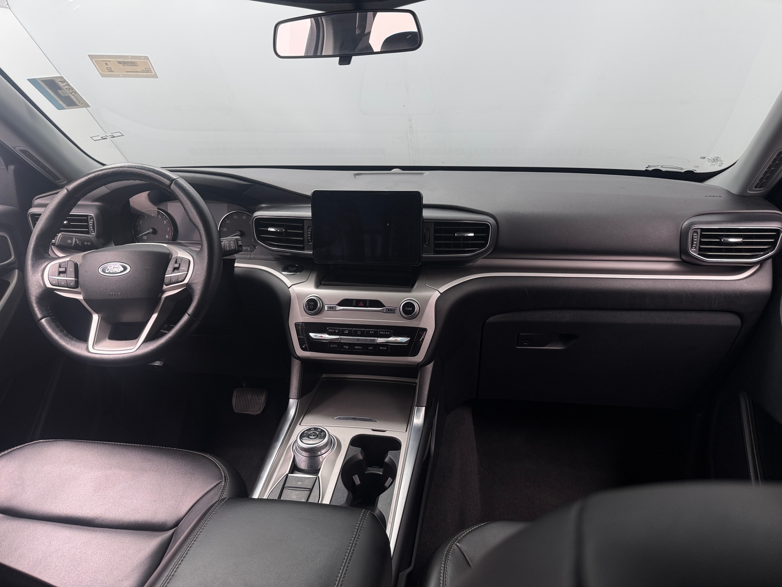Thumbnail: 2022 Ford Explorer - 3