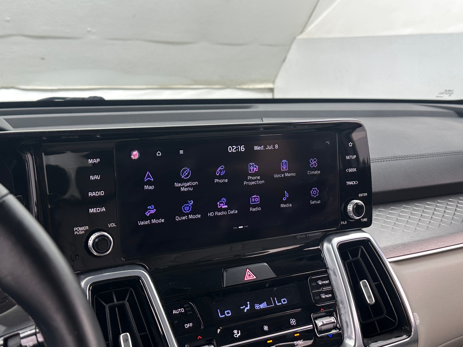 Thumbnail: 2022 Kia Sorento - 3