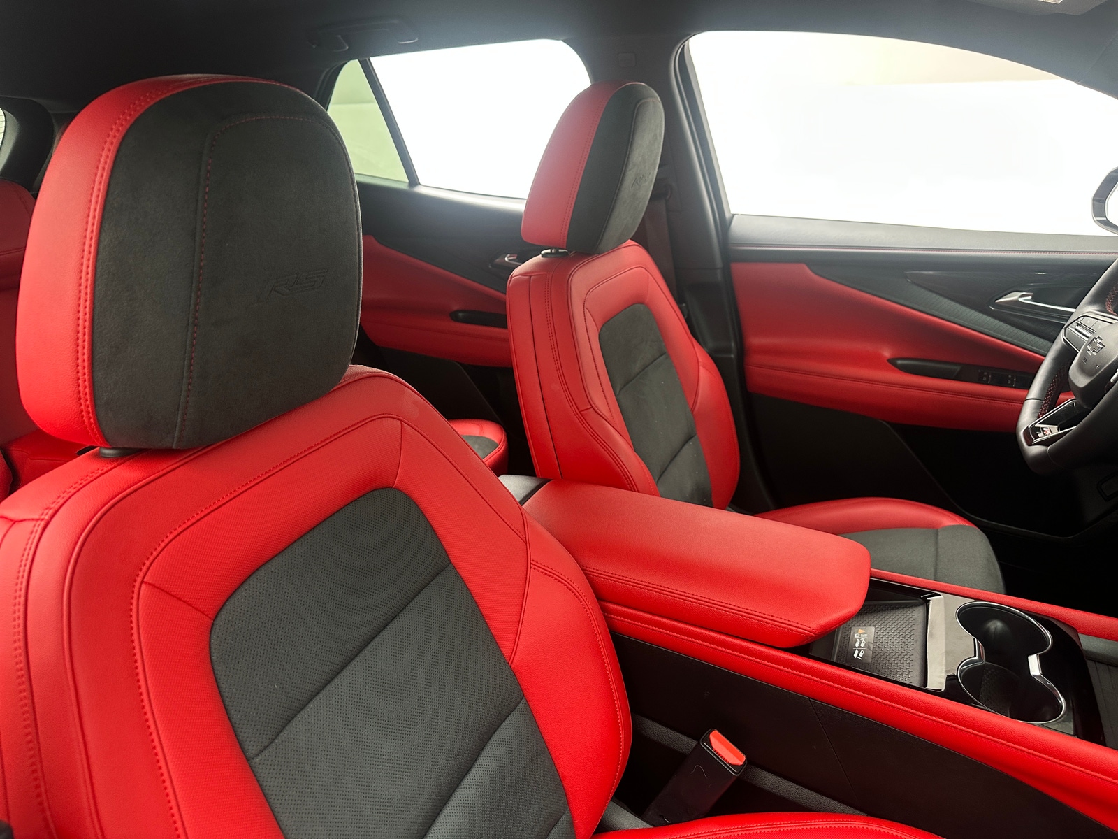 Thumbnail: 2024 Chevrolet Blazer EV - 2