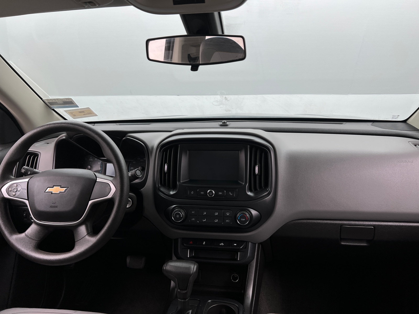 Thumbnail: 2018 Chevrolet Colorado - 3