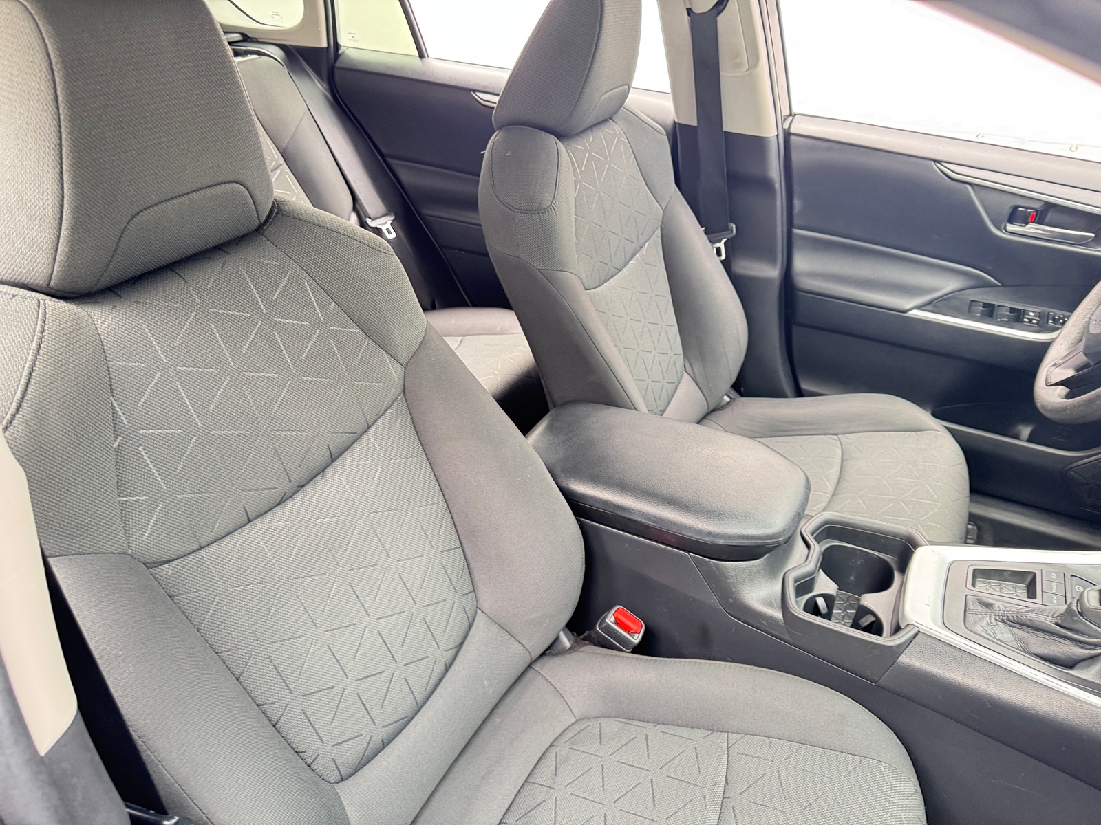 Thumbnail: 2021 Toyota RAV4 - 2