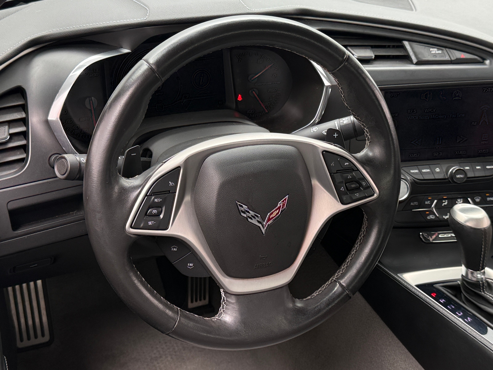 Thumbnail: 2014 Chevrolet Corvette - 3